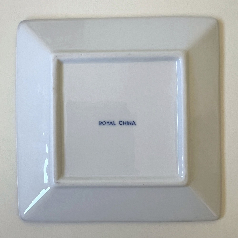 Vintage Royal China Blue Onion Ironstone Square Plate Dish 6" USA - Picture 2 of 9